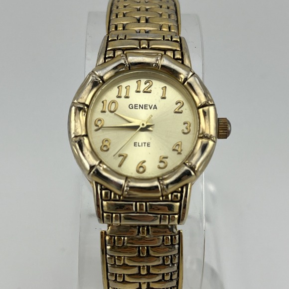 Geneva Watch Womens 28mm Gold Tone Textured Bangle Band Band- New Battery - Picture 1 of 8